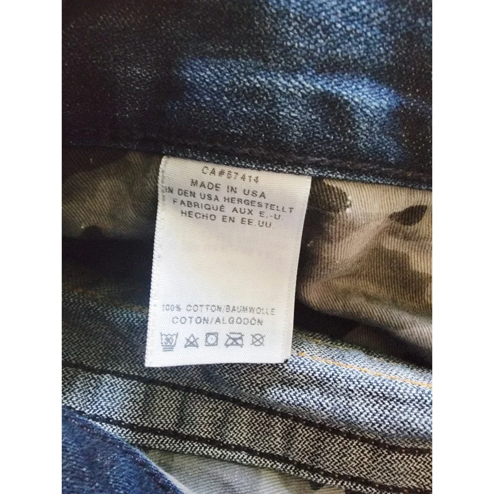 True Religion Geno Men's 32 Relaxed Slim Distressed Denim‎ Jeans USA Made